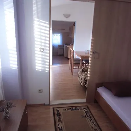 Apartment Kristina *